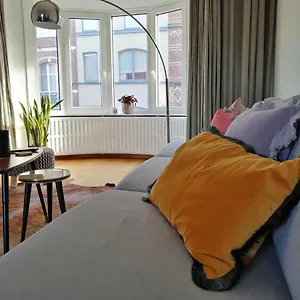 Appartement Large 800m From The 90 Square Meters, Ostende